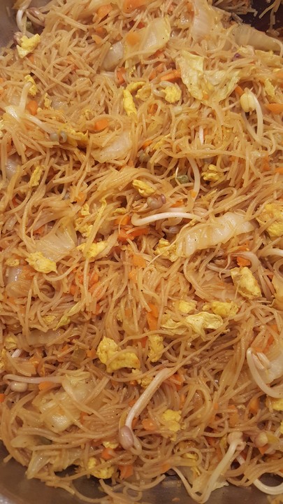 Pad Thai - Gebratene Reisnudeln mit Gemüse von trilu13 | Chefkoch.de