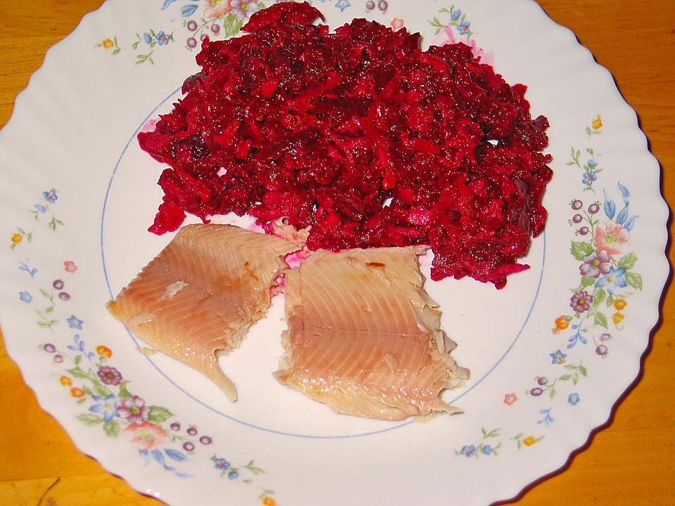 Chrissis Rote Bete - Apfel - Salat mit Meerrettich von Chrissi09 ...