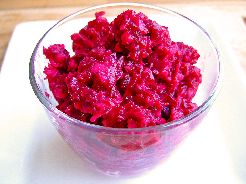 Chrissis Rote Bete - Apfel - Salat mit Meerrettich von Chrissi09 ...