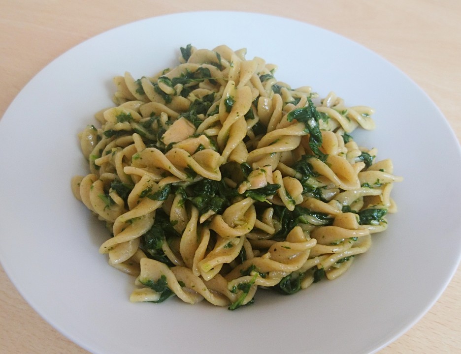 Lachs - Spinat - Nudeln von lieschen111 | Chefkoch.de