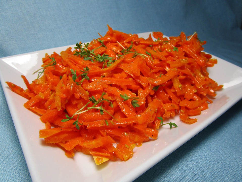 Karottensalat mit Sesam von gianna13 | Chefkoch.de