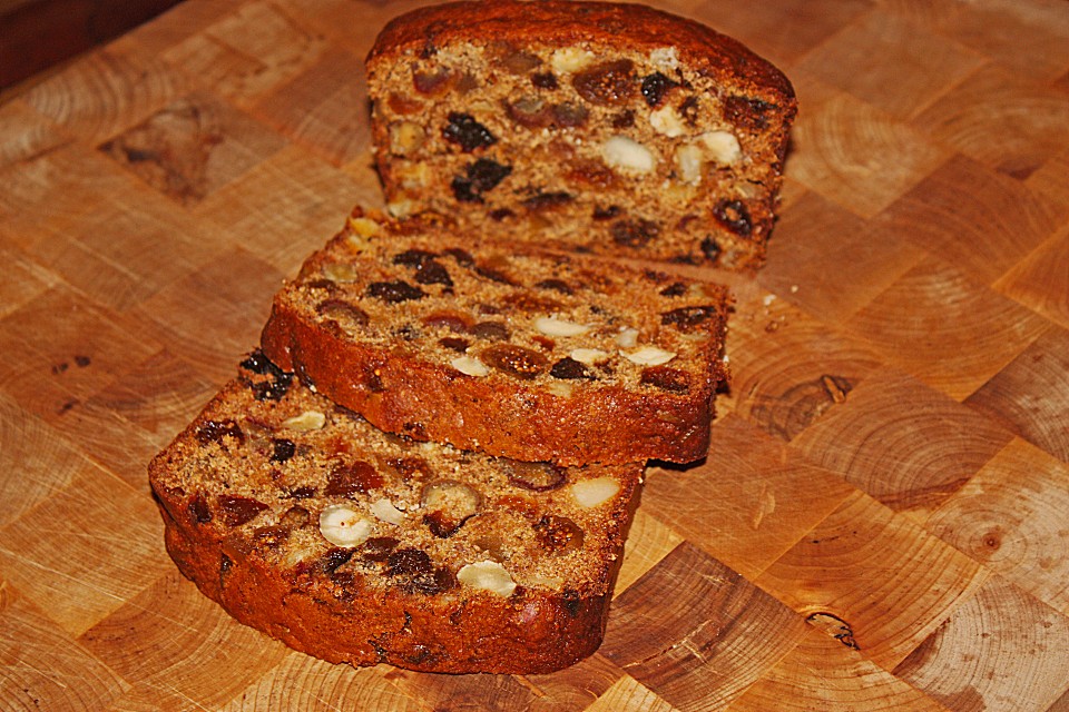Weihnachtliches Fr chtebrot Von Gwydion Chefkoch de weihnachtliches-fr-chtebrot-von-gwydion-chefkoch-de