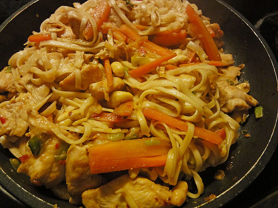 Chinesisches Hühnerfleisch mit Cashewnüssen von Sandybee | Chefkoch.de