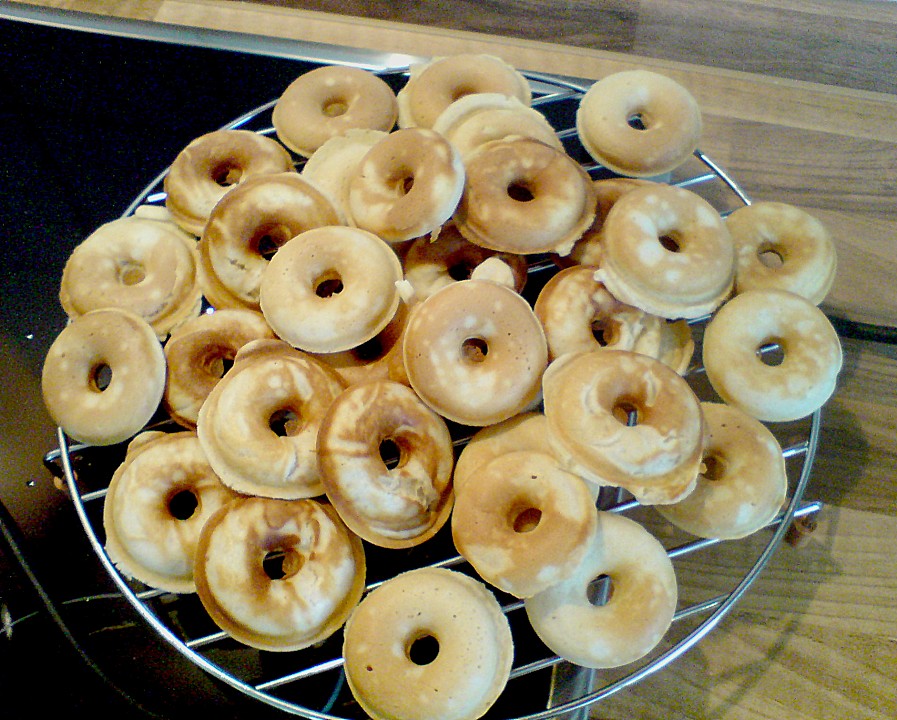Donuts für den Donutmaker von Schubs | Chefkoch.de