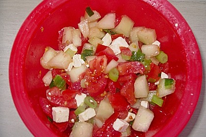 Tomatensalat mit Honigmelone und Schafskäse 30