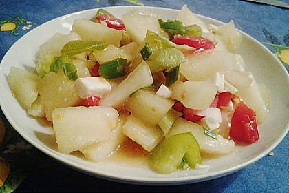 Tomatensalat mit Honigmelone und Schafskäse 25