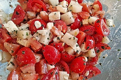 Tomatensalat mit Honigmelone und Schafskäse 9