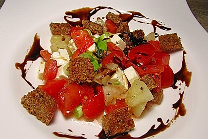 Tomatensalat mit Honigmelone und Schafskäse 8