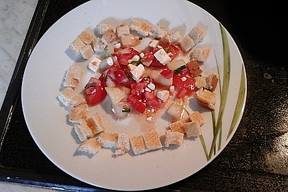 Tomatensalat mit Honigmelone und Schafskäse 29