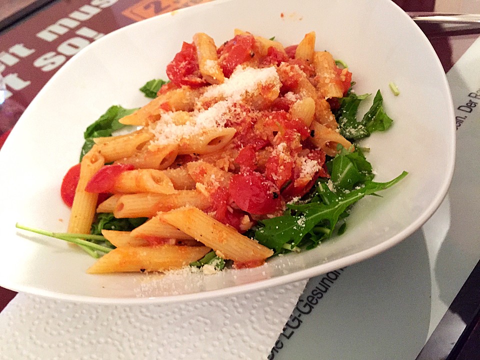 Pasta aglio olio mit Rucola und Tomaten von sesaschw Chefkoch.de