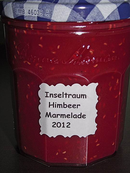 Inseltraum – Himbeermarmelade mit Banane, Kokosmilch und Orangensaft ...