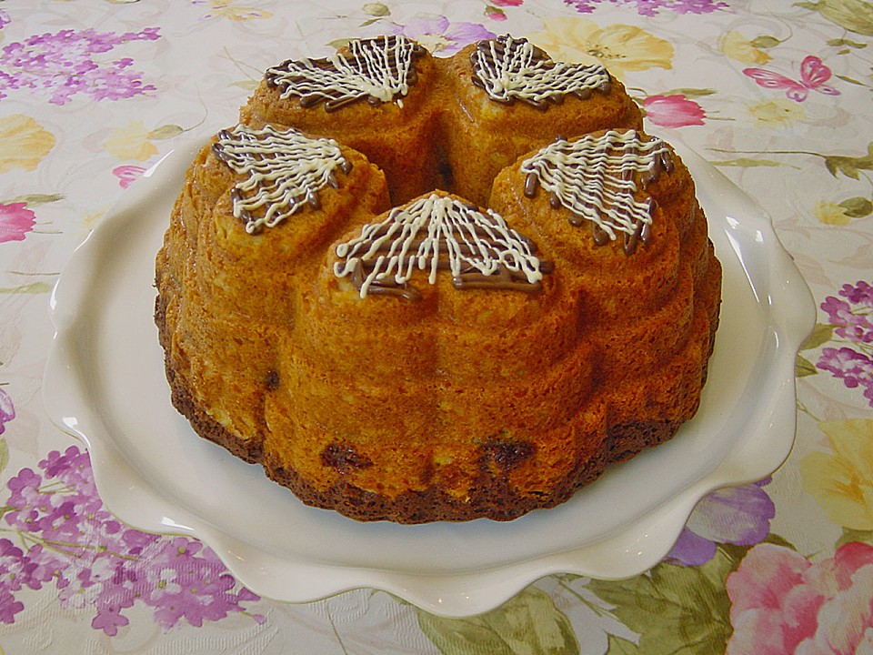 Schwarzwälder-Kirsch Gugelhupf von genovefa56 | Chefkoch.de