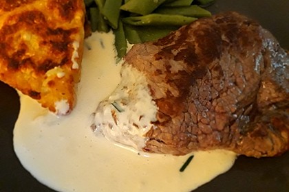 Brittas Rindersteak mit Käse - Sauce 11
