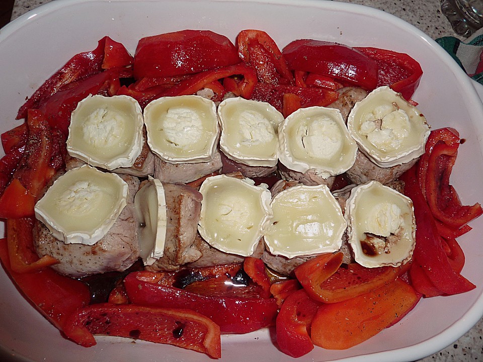 Schweinefilet mit Ziegenkäsedecke, Paprika und Honig von Lanie-Me ...