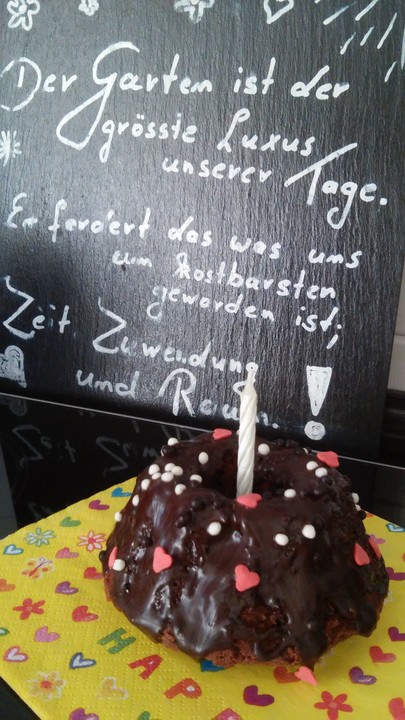 Baileys - Schoko - Krokant - Kuchen von Juulee | Chefkoch.de