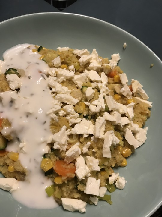 Couscous - Gemüse - Pfanne mit Huhn und Feta von chebyshev | Chefkoch.de