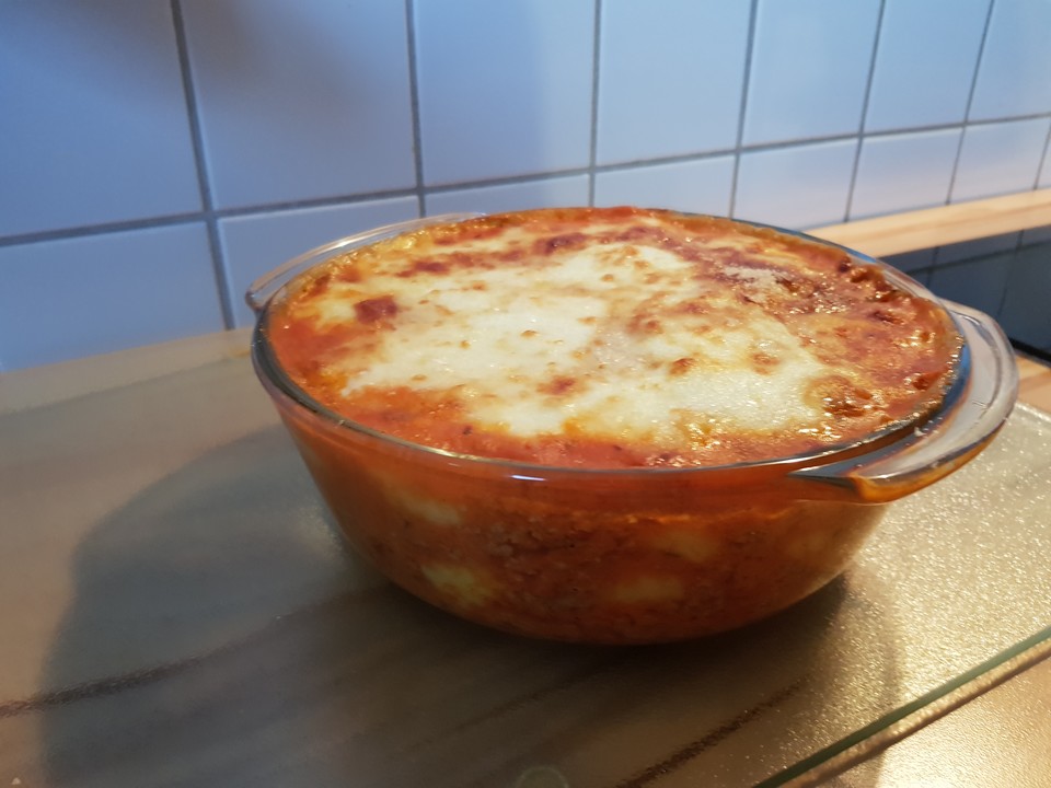 Gnocchi aus dem Ofen in Paprika-Tomaten-Sauce von fundelfish | Chefkoch.de Gnocchi aus dem Ofen in Paprika-Tomaten-Sauce von fundelfish | Chefkoch.de