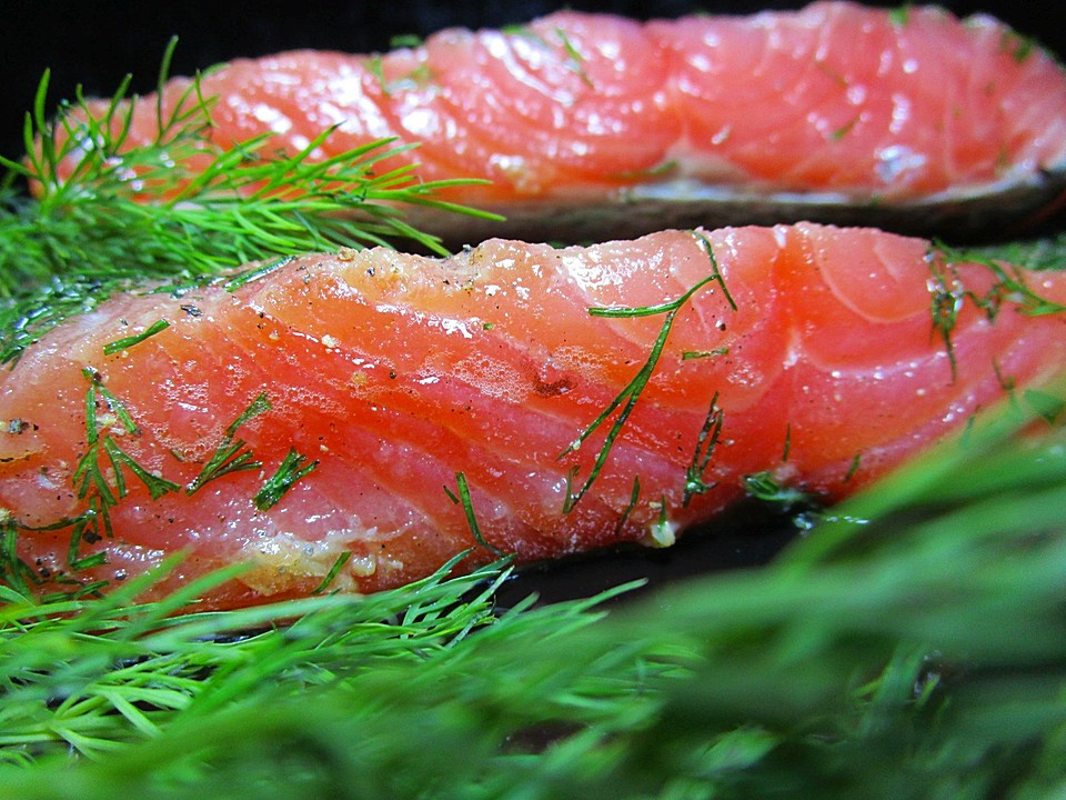 Graved Lachs von pralinchen | Chefkoch.de