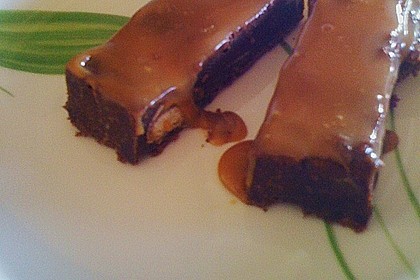 Twix White - Brownies mit Rahmkaramell - Topping 13