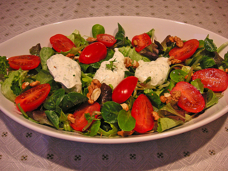 Winterlicher Salat mit Frischkäsebällchen | Chefkoch.de