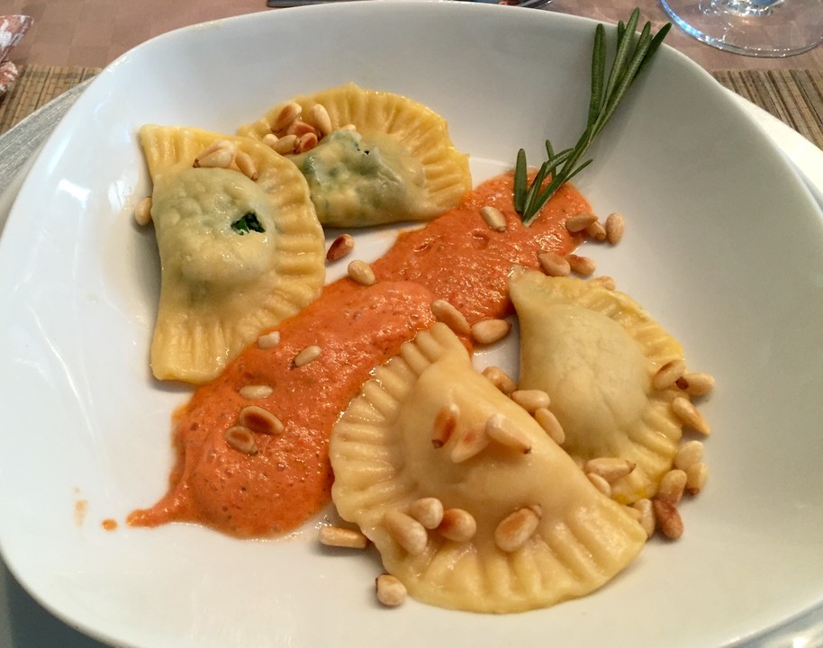 Ravioli mit Spinat-Ricotta in Salbei-Butter von ischilein | Chefkoch.de