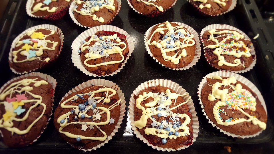Schokoladen - Himbeer - Muffins von bushcook | Chefkoch.de