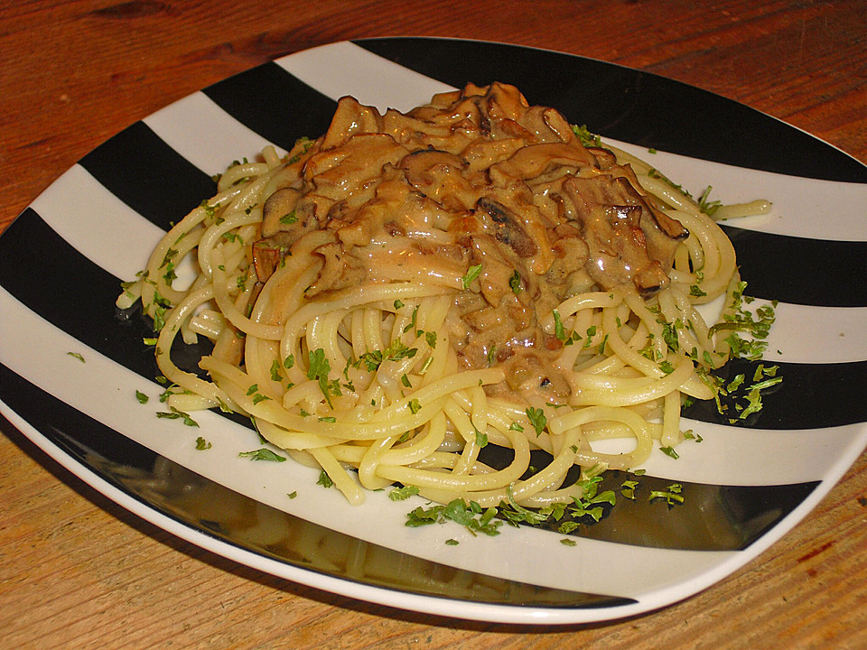 Spaghetti mit Steinpilzsauce von Cusana | Chefkoch.de
