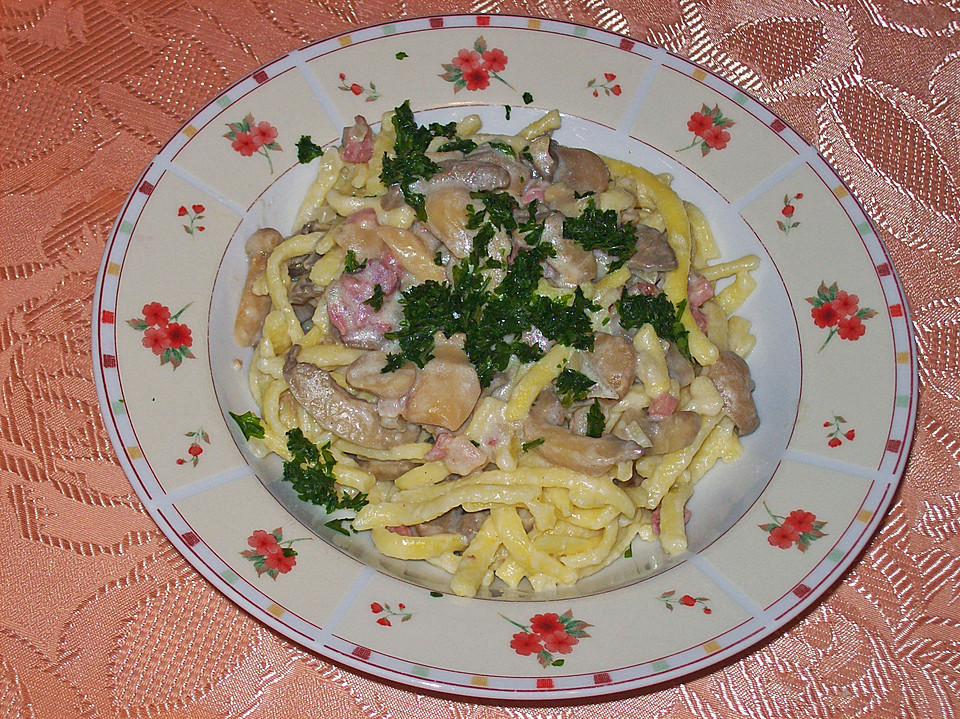 Spätzle - Nudel Pfanne mit leichter Pilzsauce von Gaby3 | Chefkoch.de