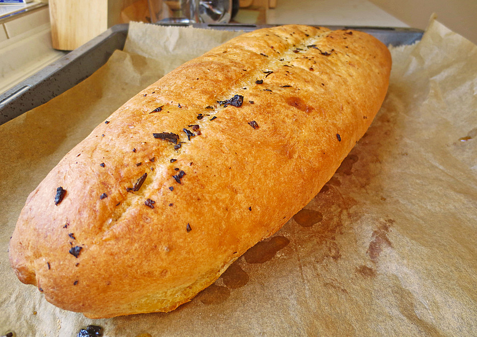 Grünes und rotes Pestobrot von mausemaja | Chefkoch.de