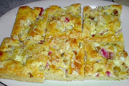 Rhabarber - Buttermilchkuchen 100