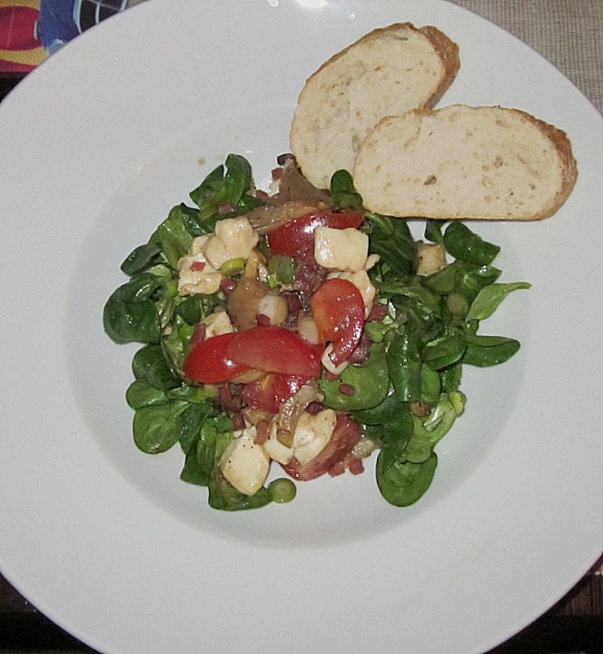 Lauwarmer Feldsalat mit Austernpilzen, Tomaten und Mozzarella von ...