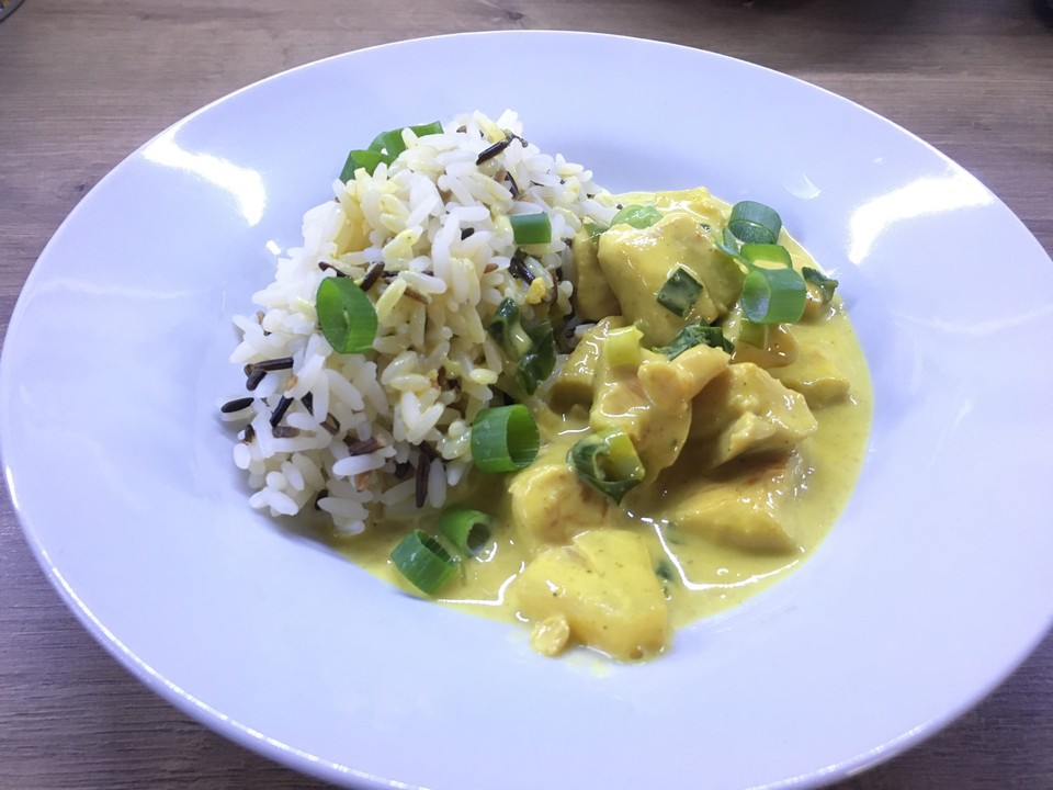 Hähnchen-Ananas-Curry mit Reis von Hot-as-Hell | Chefkoch.de