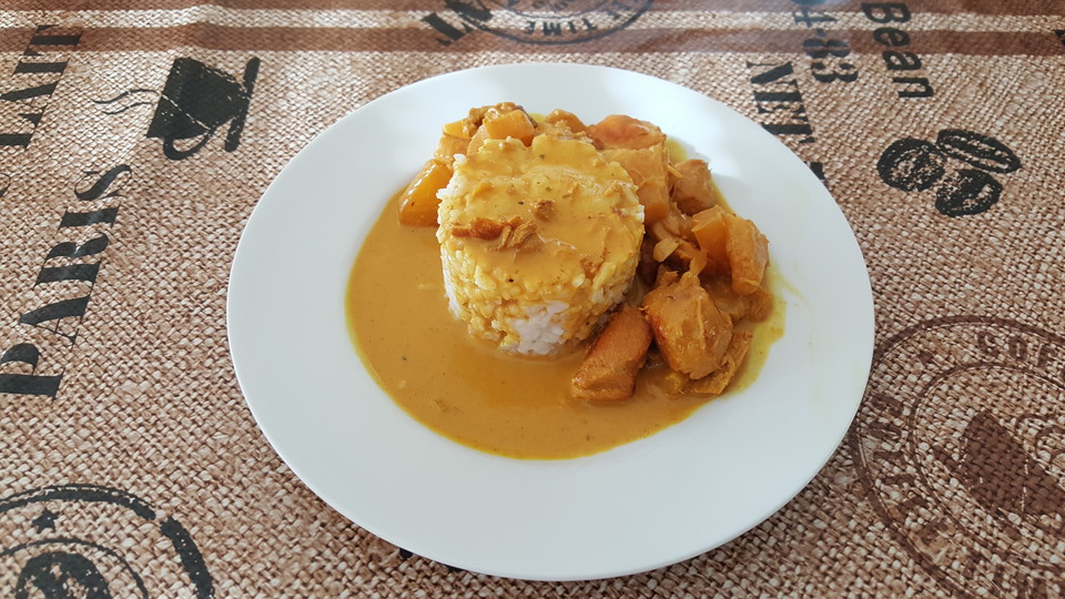 Hähnchen-Ananas-Curry mit Reis von Hot-as-Hell | Chefkoch.de
