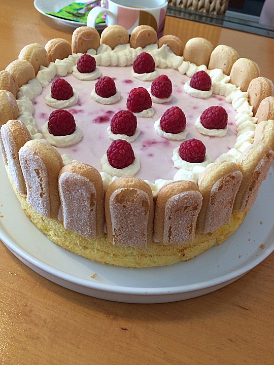 Quark - Sahne - Torte mit Himbeeren von sandy07 | Chefkoch.de