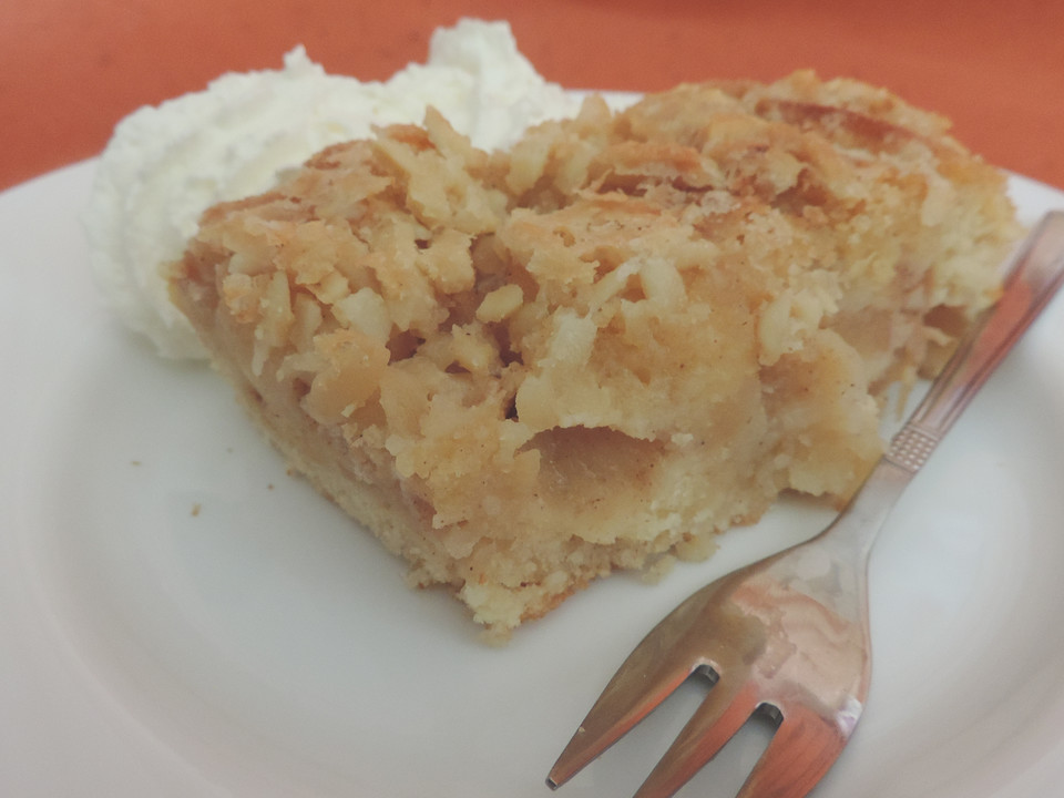 Apfel - Mandel - Kuchen mit Eierlikör von chaclara | Chefkoch.de