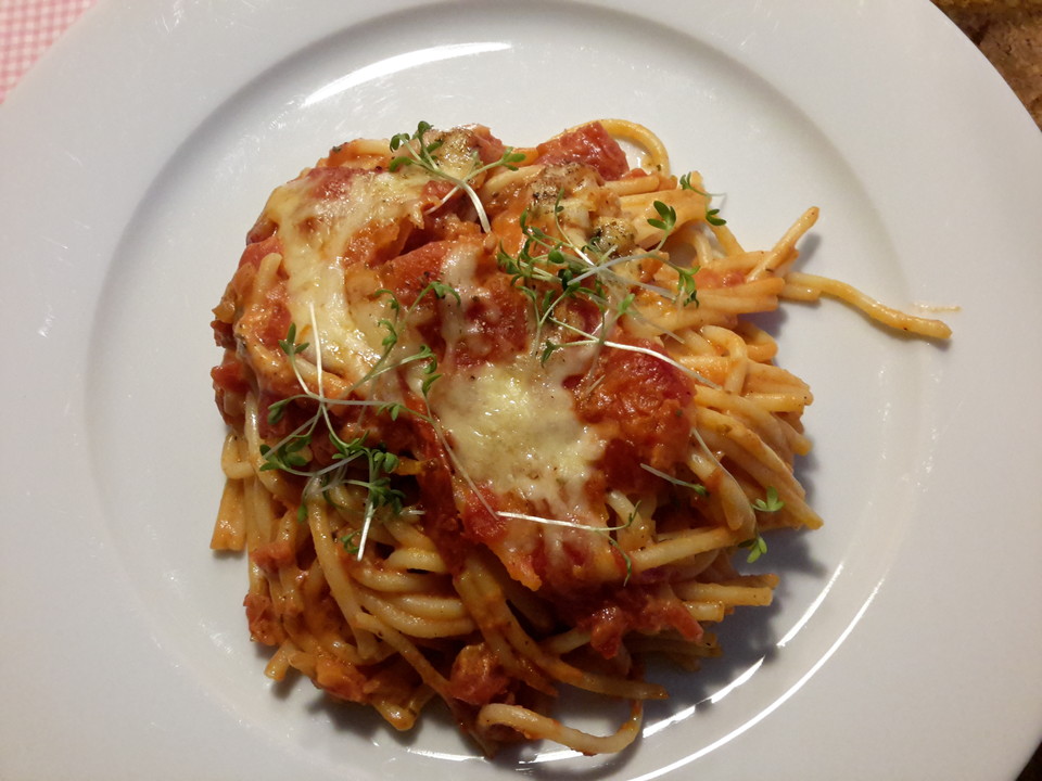 Spaghetti mit Tomaten - Kokosmilch - Soße von ischilein | Chefkoch.de