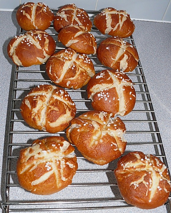 Laugenbrötchen von IngaK | Chefkoch.de