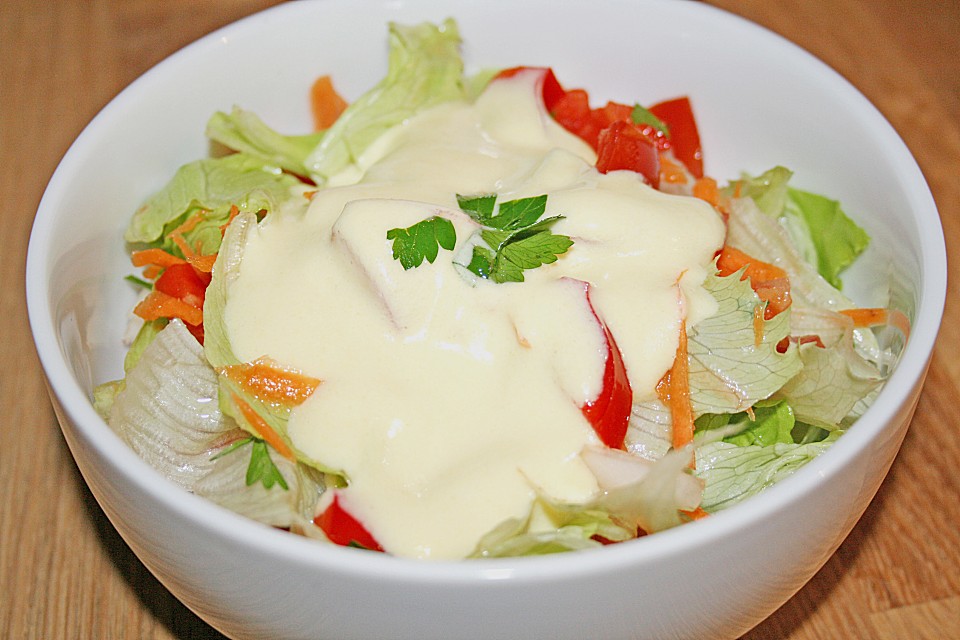Joghurt - Honig - Senf Salatdressing von widder47 | Chefkoch.de