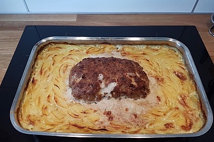 Hackbraten mit Kartoffeln in Sahne 24