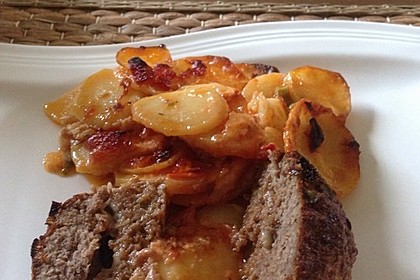 Hackbraten mit Kartoffeln in Sahne 51