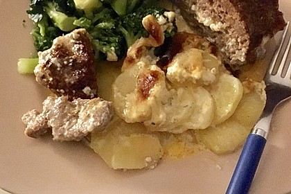 Hackbraten mit Kartoffeln in Sahne 22