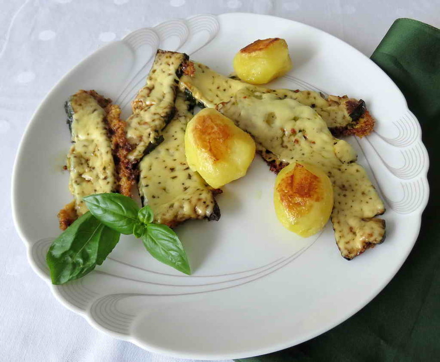 Gebratene Zucchini Mit Kase