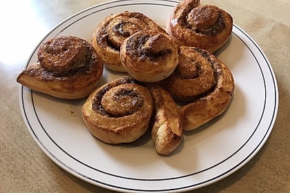 Schwedische Zimtschnecken (Kanelbullar) 119