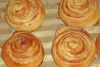 Schwedische Zimtschnecken (Kanelbullar) 128