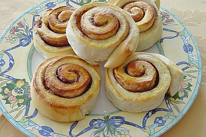 Schwedische Zimtschnecken (Kanelbullar) 66