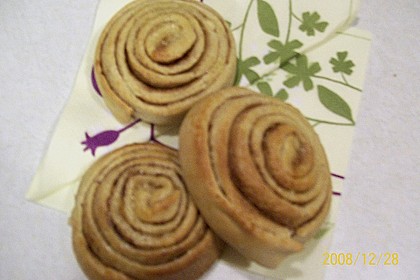 Schwedische Zimtschnecken (Kanelbullar) 216