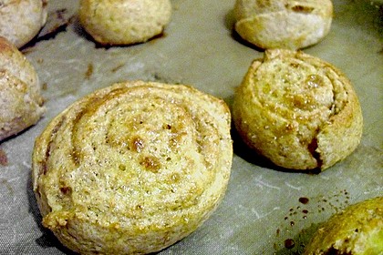 Schwedische Zimtschnecken (Kanelbullar) 220