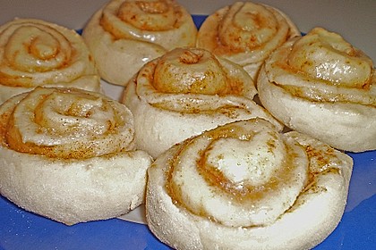 Schwedische Zimtschnecken (Kanelbullar) 176
