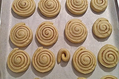 Schwedische Zimtschnecken (Kanelbullar) 142