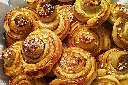 Schwedische Zimtschnecken (Kanelbullar) 8